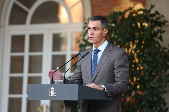 Pedro Sánchez anuncia el adelanto electoral en La Moncloa